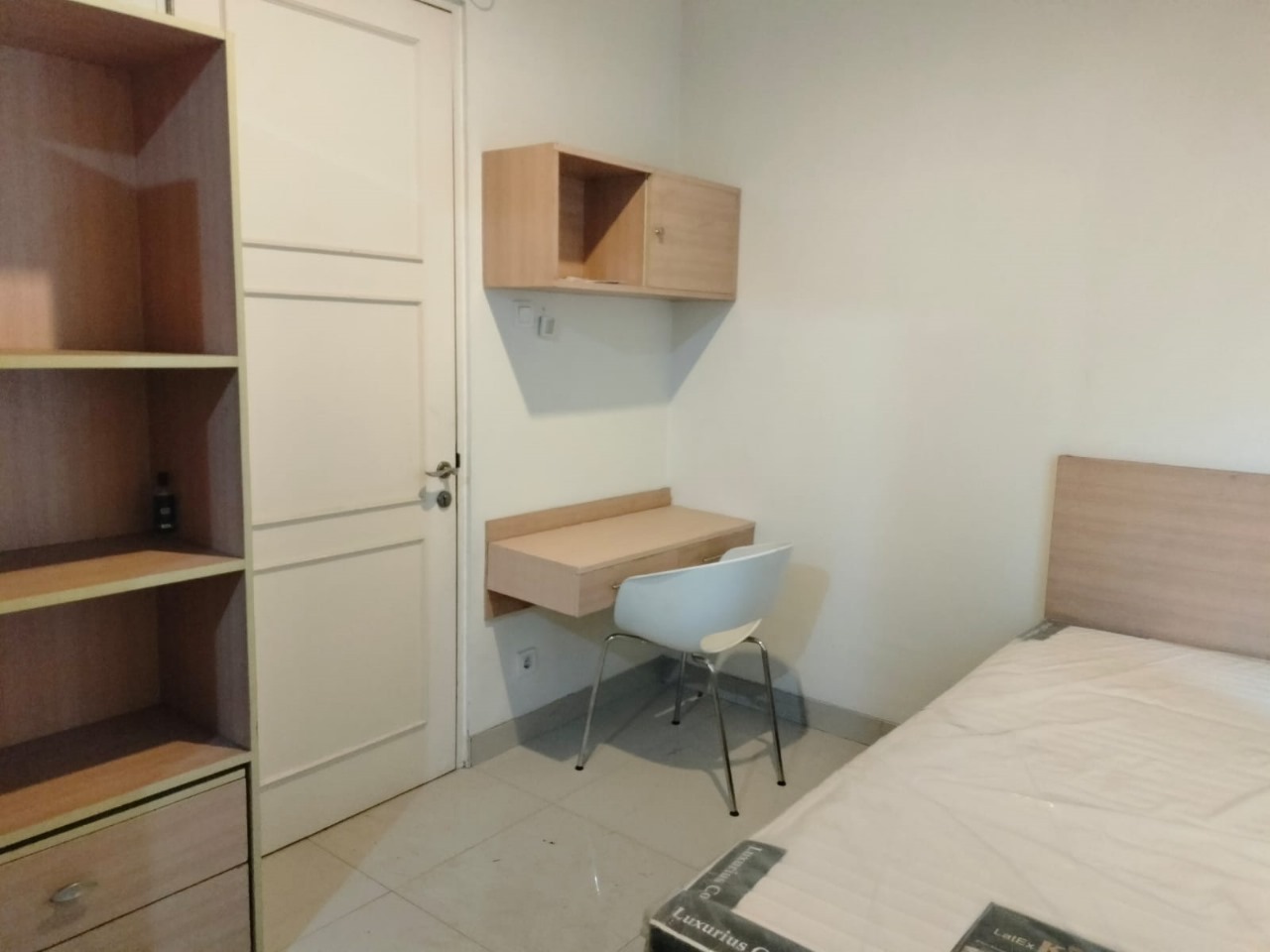 Rumah disewakan Fully Furnished Di Oakwood Lippo Cikarang